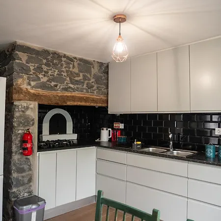 Vila Isabela House