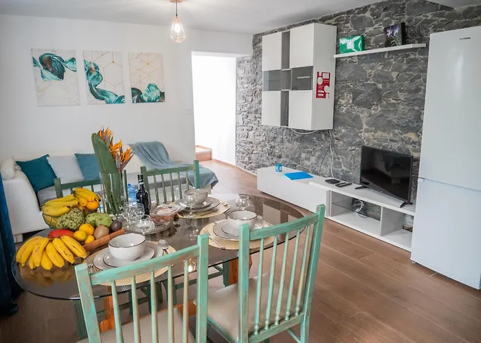 Vila Isabela House Ponta do Sol (Madeira)