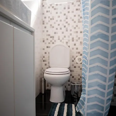 Isabela House Vila