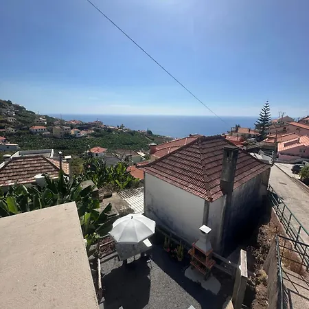 Isabela House Villa *